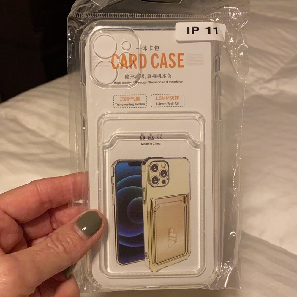 Clear plastic case - Picture 2 of 3